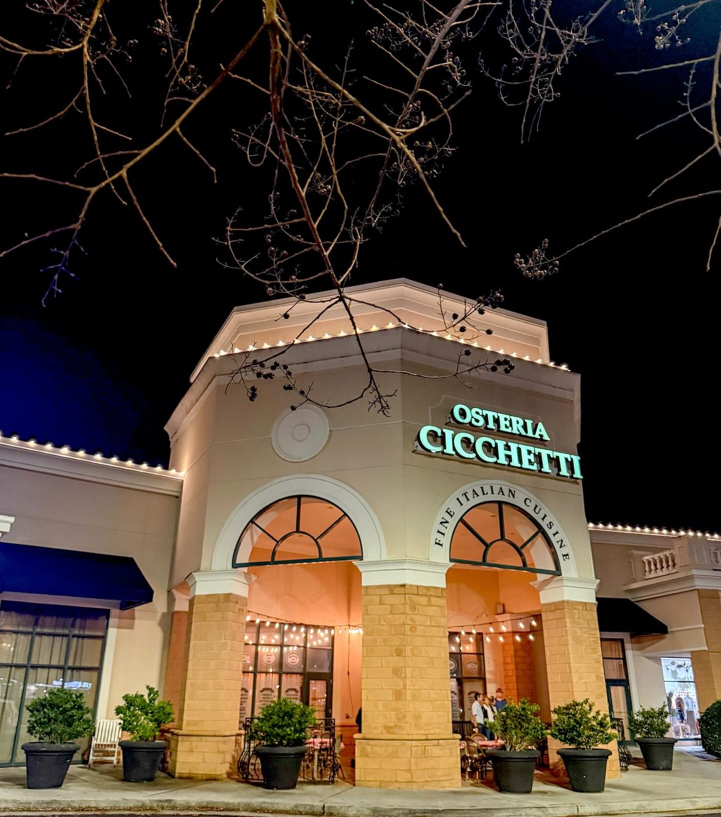 Osteria Cicchetti's entrance at night